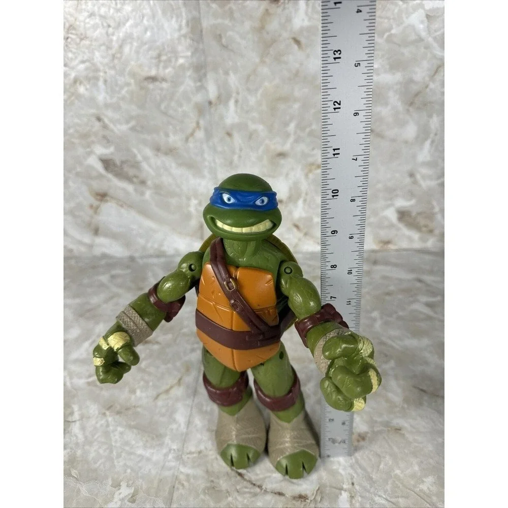 RARE Leonardo Teenage Mutant Ninja Turtle Size 10
